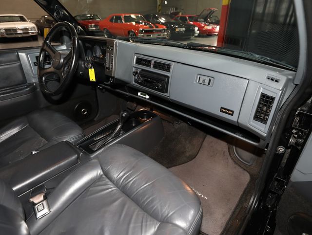1993 GMC Typhoon RARE AND LEGENDARY - 23042966 - 37