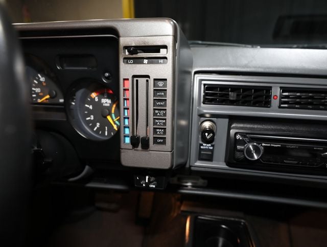 1993 GMC Typhoon RARE AND LEGENDARY - 23042966 - 56