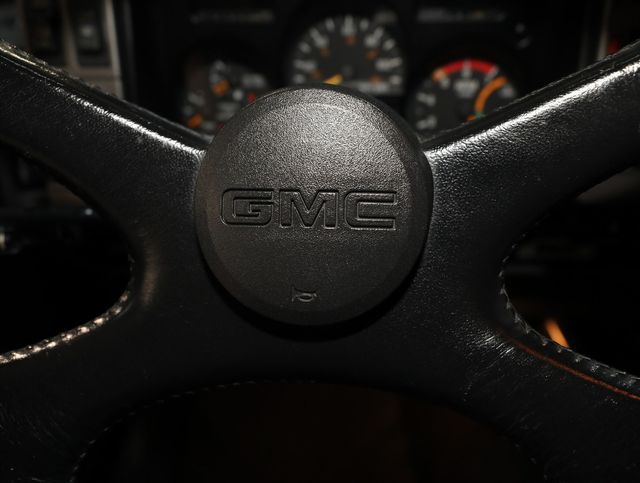 1993 GMC Typhoon RARE AND LEGENDARY - 23042966 - 59