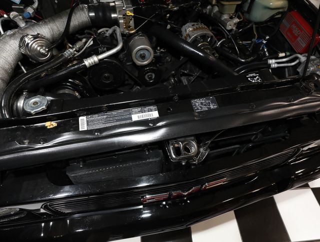 1993 GMC Typhoon RARE AND LEGENDARY - 23042966 - 68