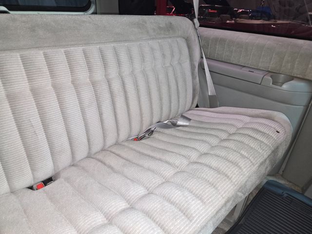 1993 GMC Yukon K1500 4WD - 23058635 - 10