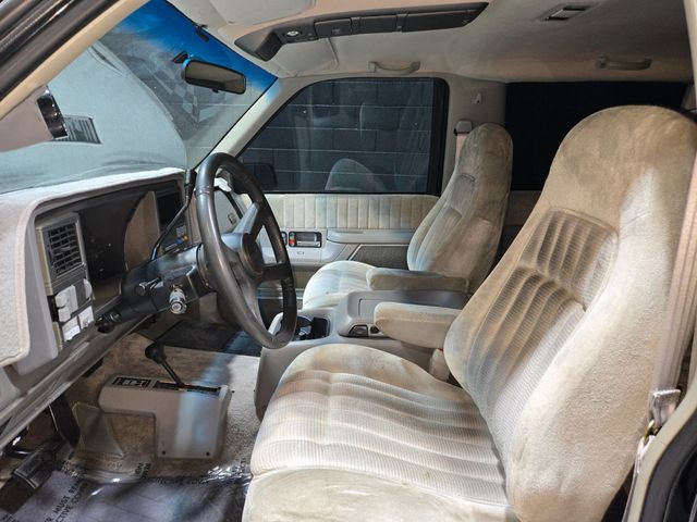 1993 GMC Yukon K1500 4WD - 23058635 - 11