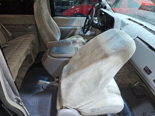 1993 GMC Yukon K1500 4WD - 23058635 - 95