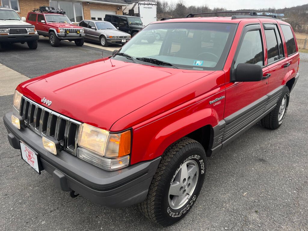 1993 Jeep Grand Cherokee Laredo 4x4 5.2L V8 - 22346453 - 4