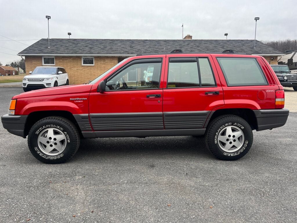 1993 Jeep Grand Cherokee Laredo 4x4 5.2L V8 - 22346453 - 6