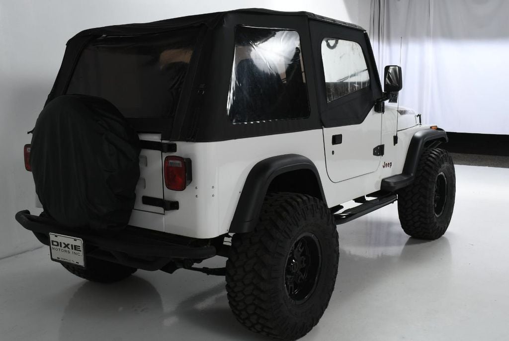 1993 Jeep Wrangler 2dr - 22113553 - 4