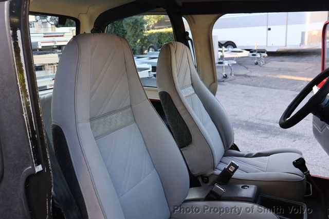 1993 Jeep Wrangler 2dr - 22948873 - 11