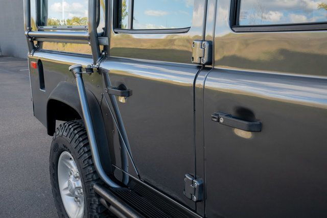 1993 Land Rover Defender 110 1993 NAS Land Rover 110 - 22624057 - 20