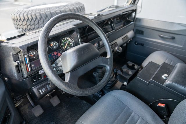 1993 Land Rover Defender 110 1993 NAS Land Rover 110 - 22624057 - 34