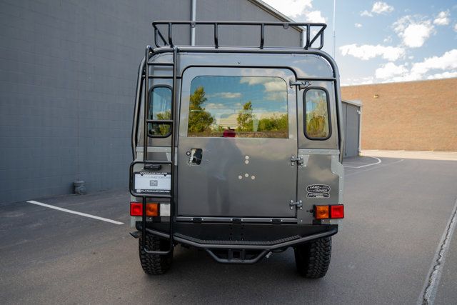 1993 Land Rover Defender 110 1993 NAS Land Rover 110 - 22624057 - 3