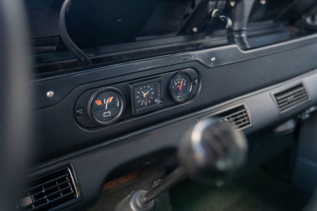 1993 Land Rover Defender 110 5dr Wagon - 22624057 - 38