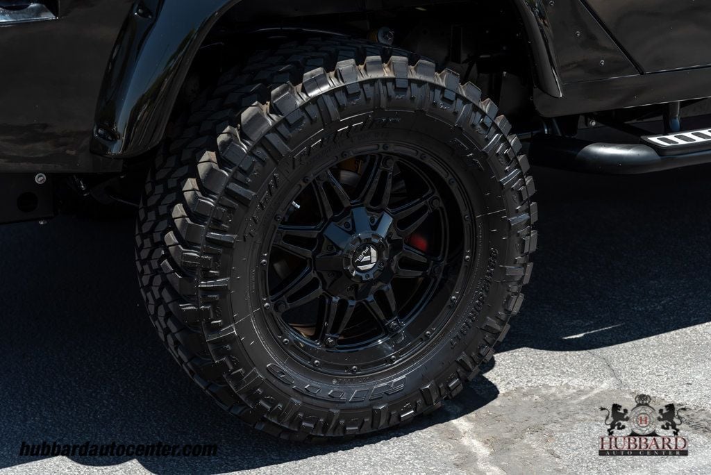 1993 Land Rover Defender 110 Pickup  - 22846058 - 32