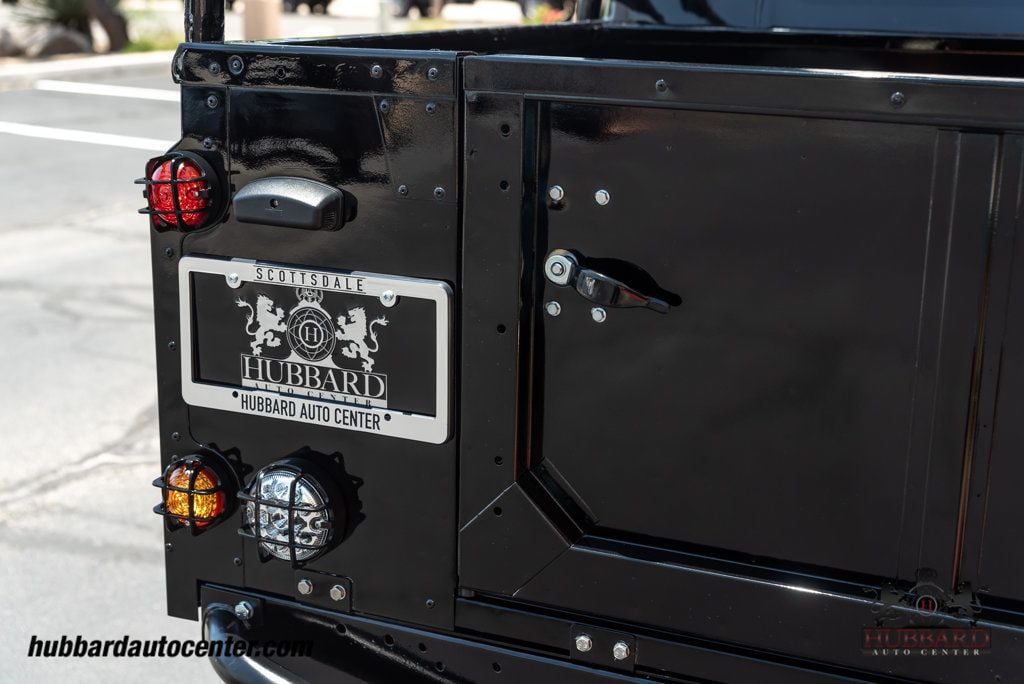 1993 Land Rover Defender 110 Pickup  - 22846058 - 36