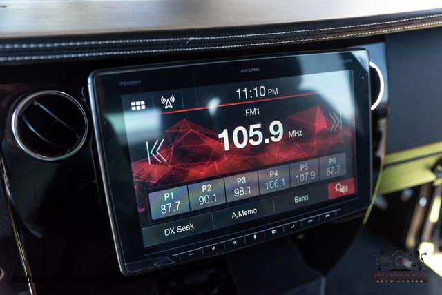 1993 Land Rover Defender 110 Pickup  - 22846058 - 64