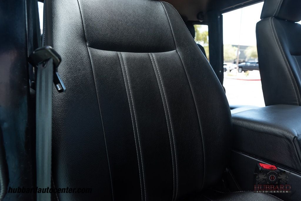 1993 Land Rover Defender 110 Pickup  - 22846058 - 72