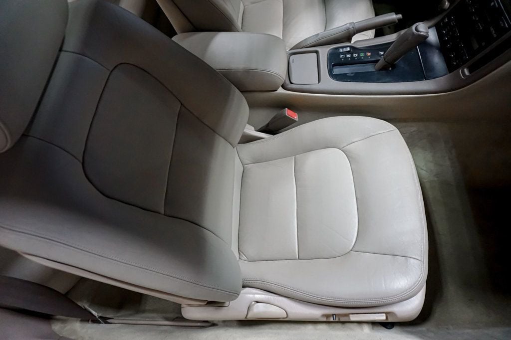 1993 LEXUS SC - Image 61