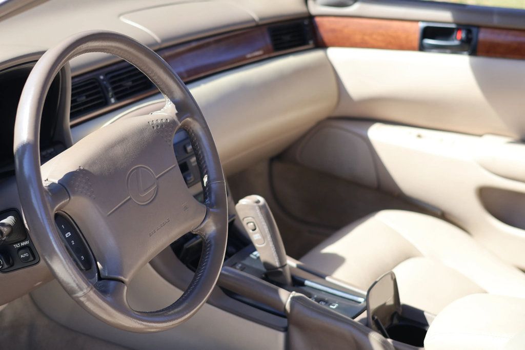 1993 Lexus SC 400 CLEAN CARFAX REPORT, SPOILER, LEATHER SEATS, NAKAMICHI SOUND!!! - 22892440 - 8