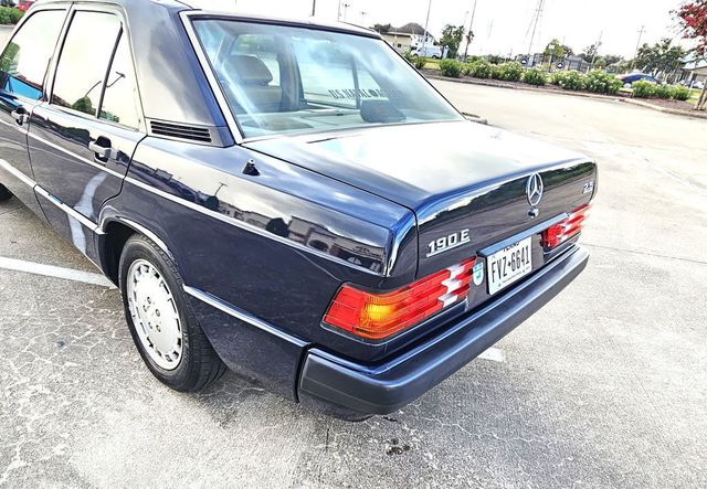 1993 Mercedes-Benz 190 Series 190 Series 4dr Sedan 190E 2.6 Automatic - 21516909 - 9