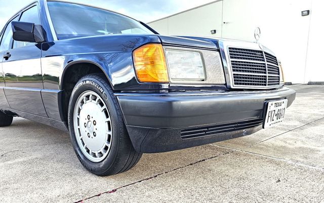 1993 Mercedes-Benz 190 Series 190 Series 4dr Sedan 190E 2.6 Automatic - 21516909 - 23