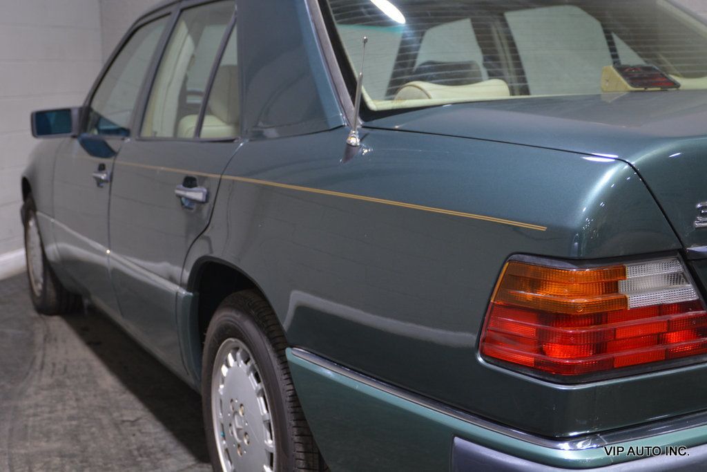 1993 Mercedes-Benz 300 Series 300 Series 4dr Sedan 300D 2.5 Turbo - 20703675 - 10