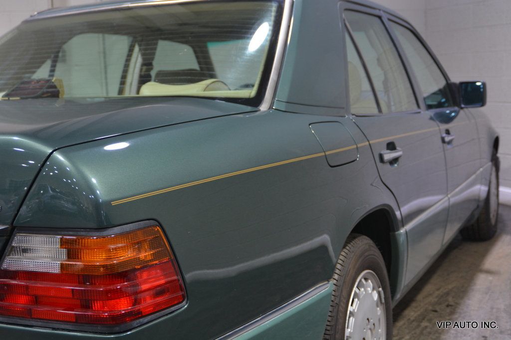 1993 Mercedes-Benz 300 Series 300 Series 4dr Sedan 300D 2.5 Turbo - 20703675 - 11