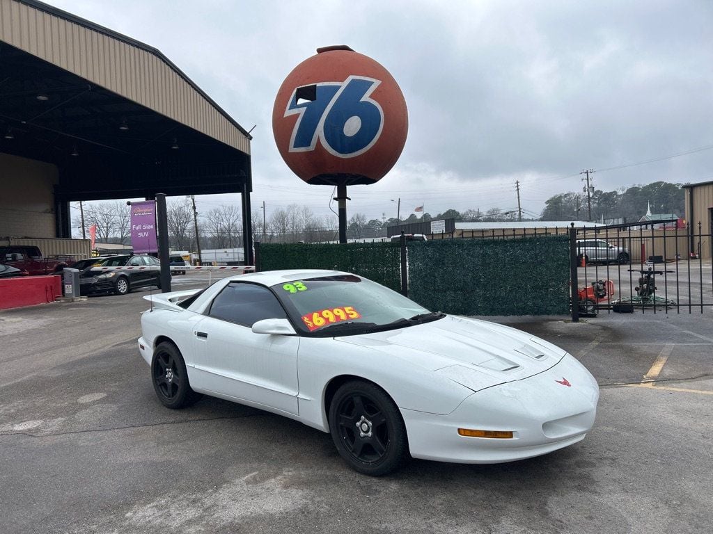 1993 Pontiac Firebird 2dr Coupe Trans Am Hatchback - 22970991 | Video 1