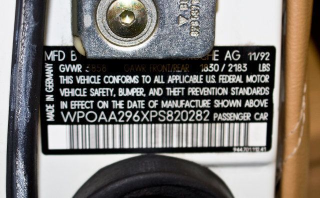 1993 Porsche 968 CPE - 15478704 - 31