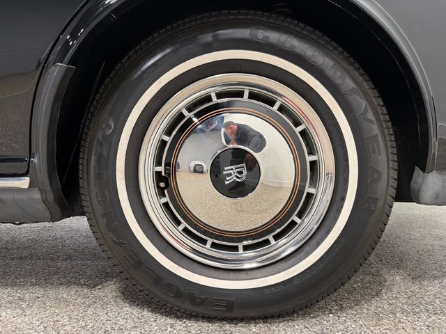 1993 Rolls-Royce Silver Spur Base Trim - 22987855 - 10