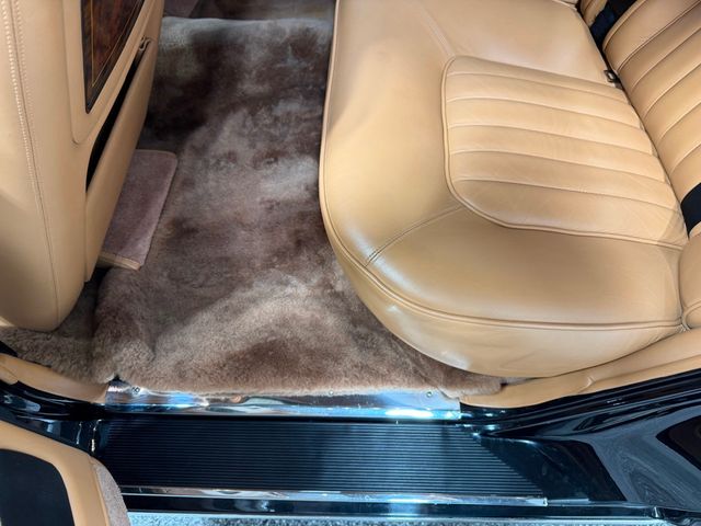 1993 Rolls-Royce Silver Spur Base Trim - 22987855 - 13
