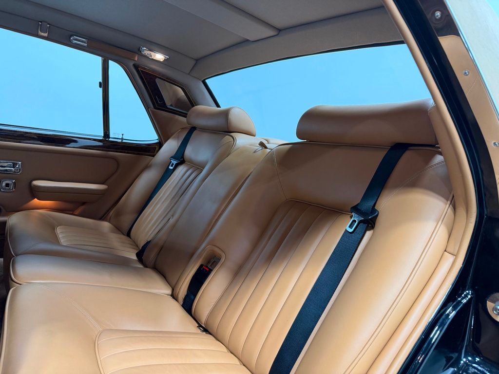 1993 Rolls-Royce Silver Spur Base Trim - 22987855 - 15