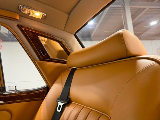 1993 Rolls-Royce Silver Spur Base Trim - 22987855 - 86