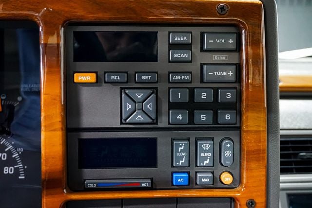 1994 Chevrolet C/K 1500 *Sportside* *Reg Cab* *Country Coaches Conversion* *Texas Truck* - 22943228 - 13