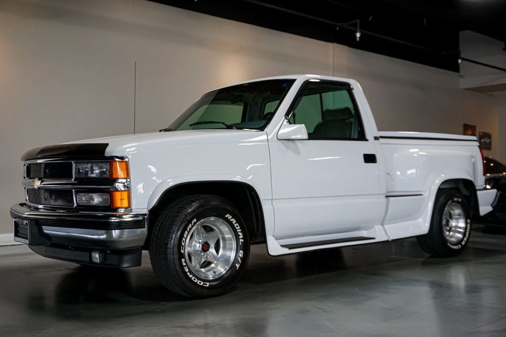 1994 Chevrolet C/K 1500 *Sportside* *Reg Cab* *Country Coaches Conversion* *Texas Truck* - 22943228 - 2