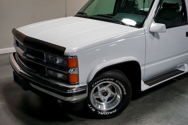 1994 Chevrolet C/K 1500 *Sportside* *Reg Cab* *Country Coaches Conversion* *Texas Truck* - 22943228 - 60