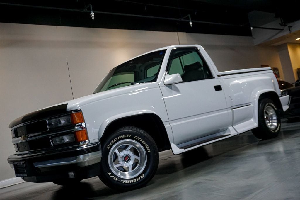 1994 Chevrolet C/K 1500 *Sportside* *Reg Cab* *Country Coaches Conversion* *Texas Truck* - 22943228 - 61