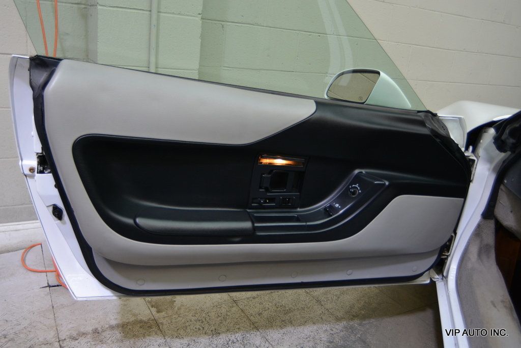 1994 Chevrolet Corvette 2dr Coupe Hatchback - 22989236 - 4