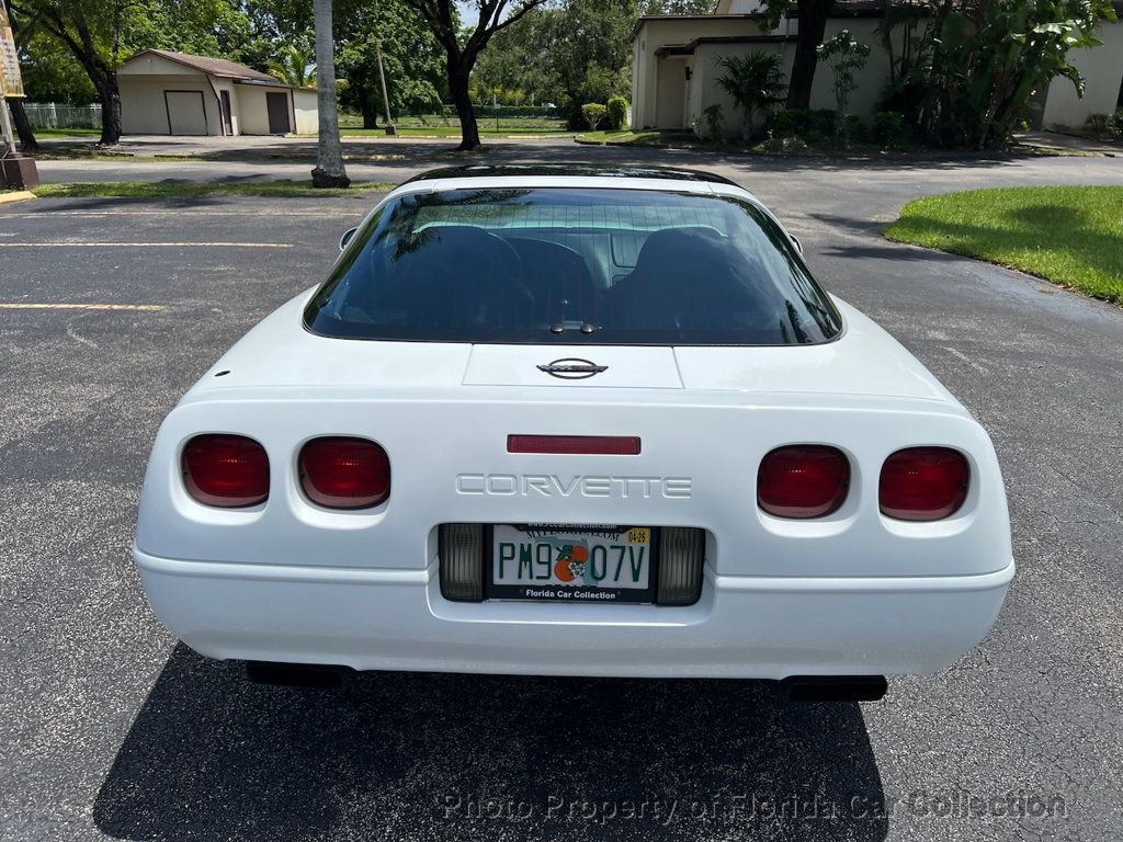 1994 Chevrolet Corvette Coupe Targa photo 13
