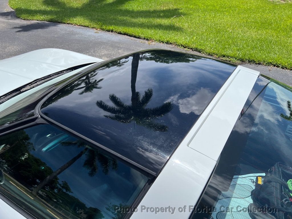 1994 Chevrolet Corvette Coupe Targa photo 23