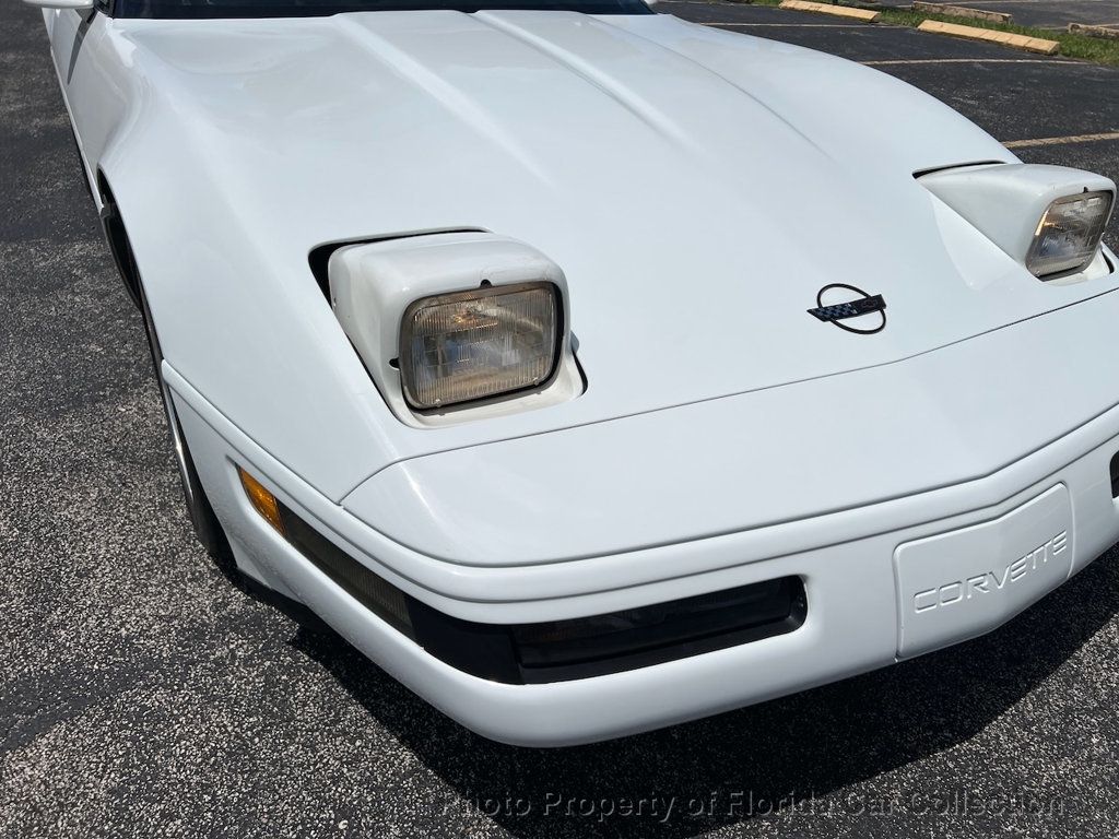 1994 Chevrolet Corvette Coupe Targa photo 24