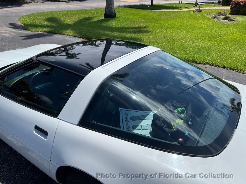 1994 Chevrolet Corvette Coupe Targa photo 28