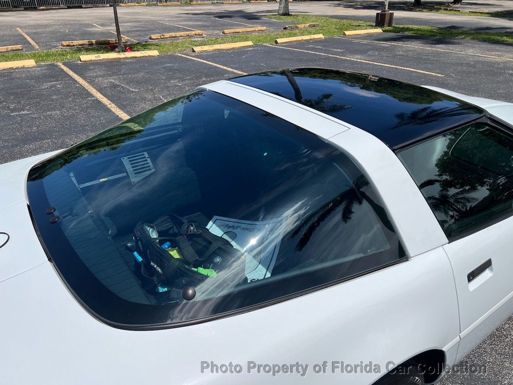 1994 Chevrolet Corvette Coupe Targa photo 29