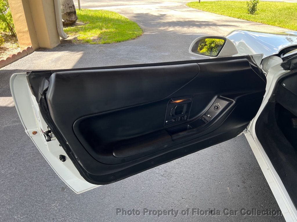 1994 Chevrolet Corvette Coupe Targa photo 32
