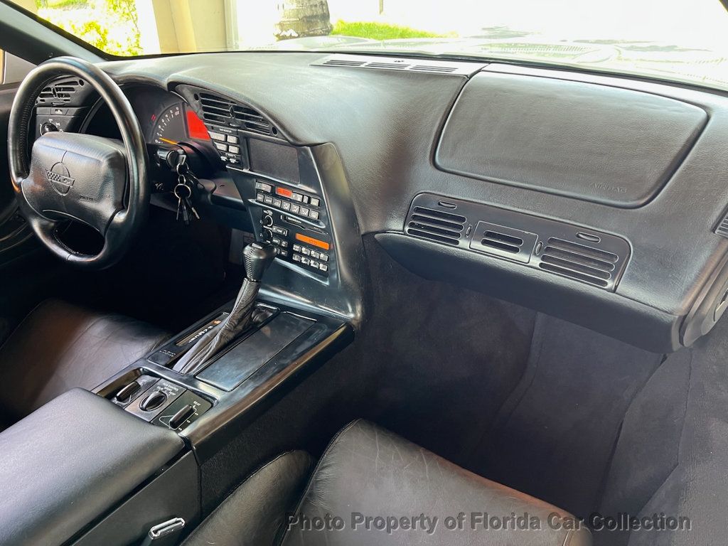 1994 Chevrolet Corvette Coupe Targa photo 36