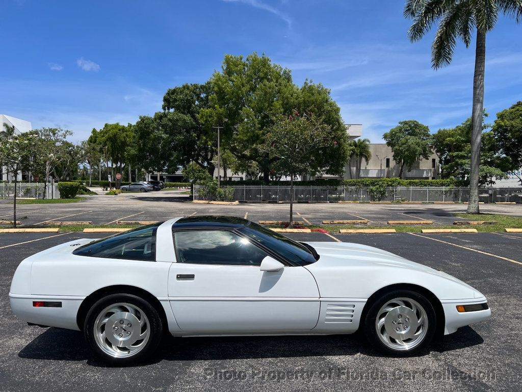 1994 Chevrolet Corvette Coupe Targa photo 6
