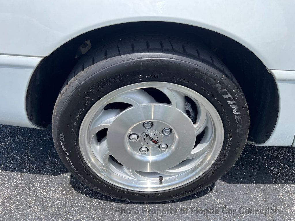 1994 Chevrolet Corvette Coupe Targa photo 59