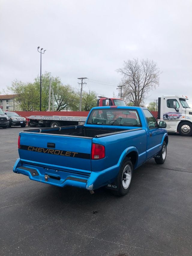 1994 Chevrolet S-10 Base Trim - 23024600 - 4