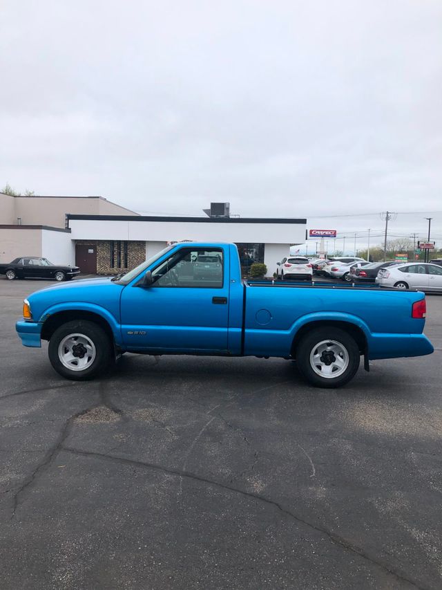 1994 Chevrolet S-10 Base Trim - 23024600 - 7