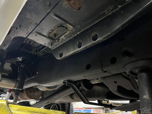 1994 Dodge Ram 2500 12 Valve Cummins Diesel 4x4 5-Speed Manual Transmission  - 22963969 - 25