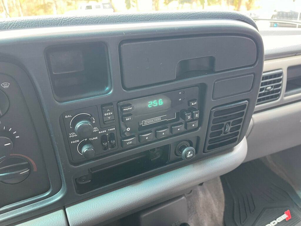 1994 Dodge Ram 2500 12 Valve Cummins Diesel 4x4 5-Speed Manual Transmission  - 22963969 - 63