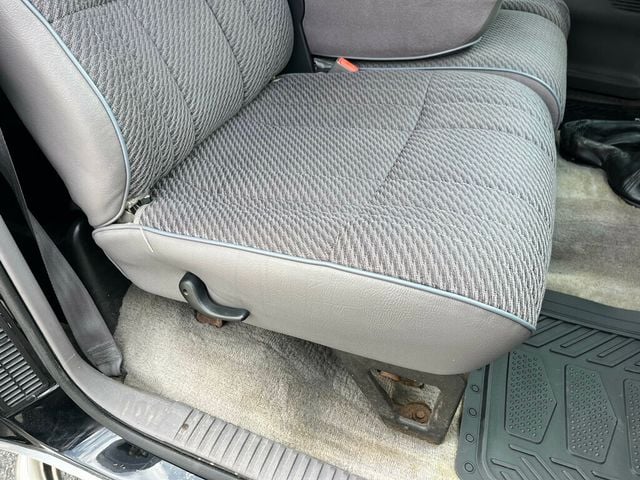 1994 Dodge Ram 2500 12 Valve Cummins Diesel 4x4 5-Speed Manual Transmission  - 22963969 - 74